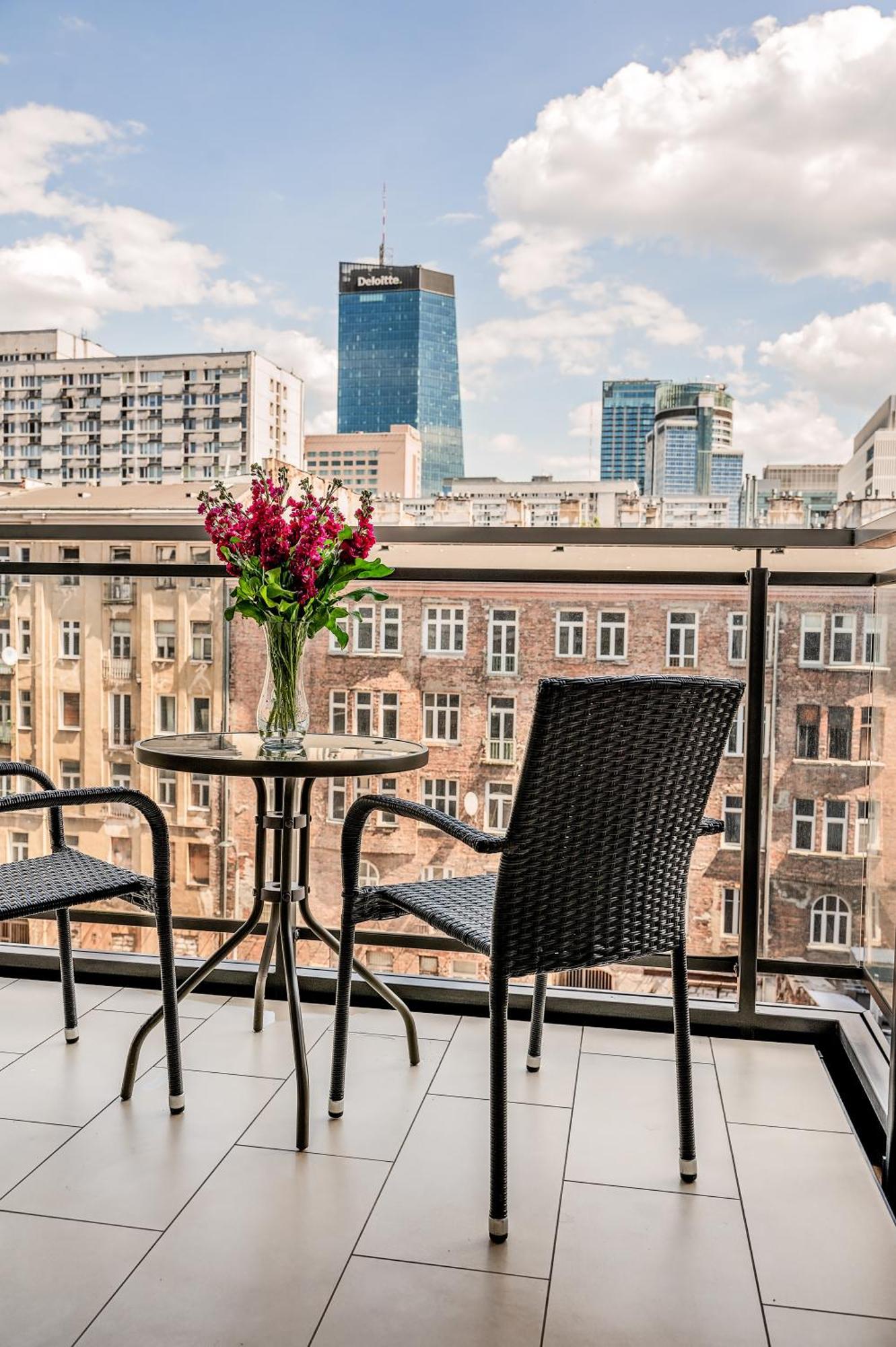 Mennica Residence Patronus Apartments Warszawa Eksteriør bilde